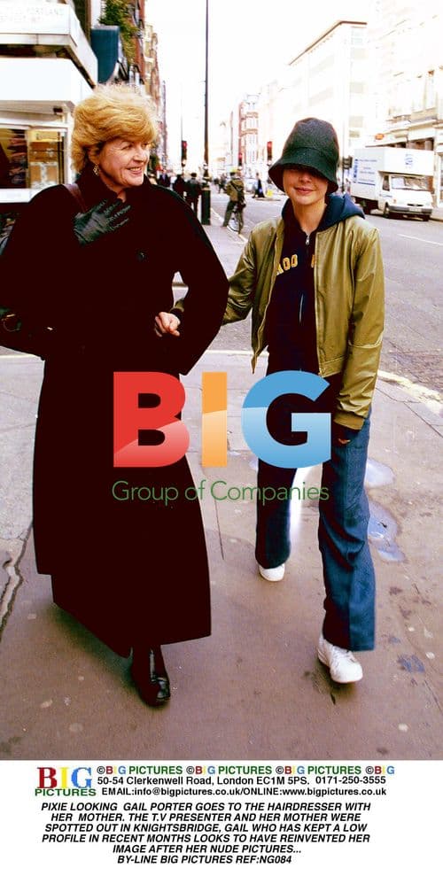 Gail Porter out with mother in Knightsbridge