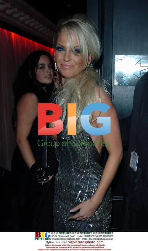 Sarah Harding celebrates birthday at Movida nightclub