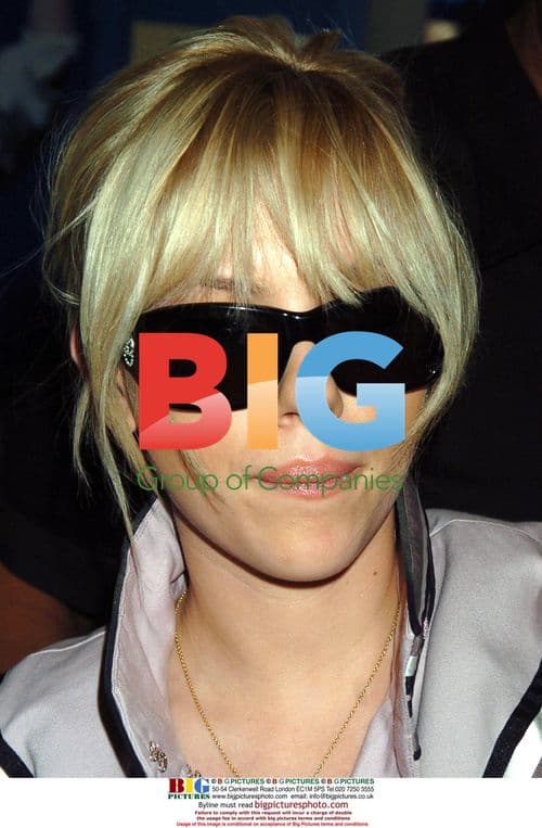 Scarlett Johansson Visits 'TRL' in NYC