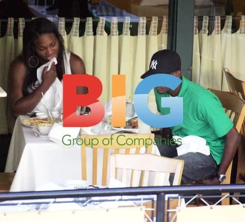 Serena Williams Lunch with Friends in LA
