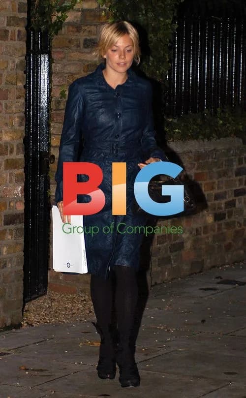 Sienna Miller Leaves Jude Law's House