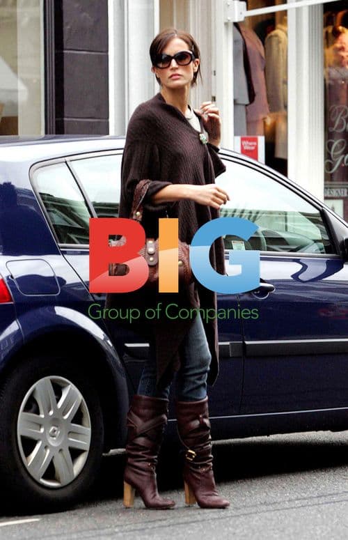 Model Sophie Anderton Shopping in London