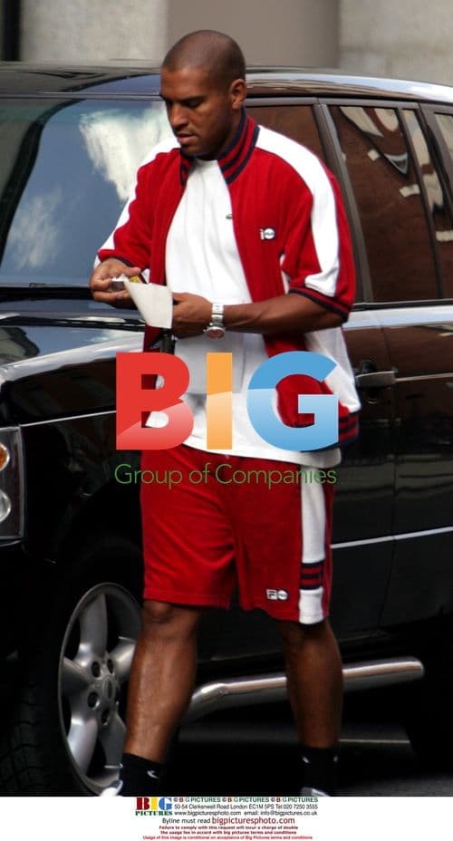 Stan Collymore receives parking ticket