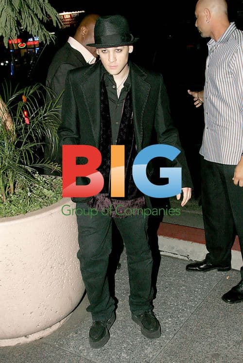 Joel Madden at Hilary Duff's 18th Birthday Party