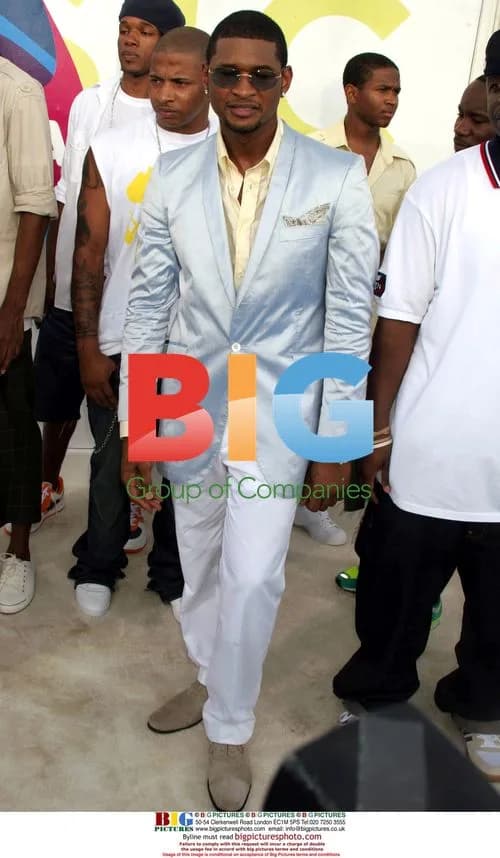 Usher attends 2005 MTV VMAs