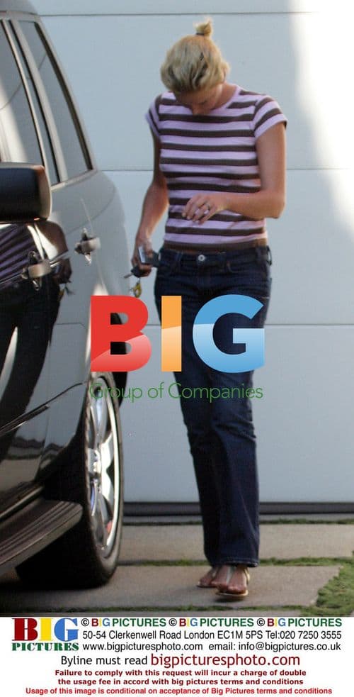 Charlize Theron Suffers Neck Injury Effects