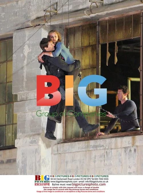 Tom Cruise and Keri Russel filming Mission Impossible 3