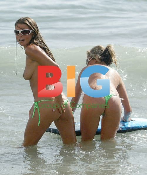 Twisted Sisterz in Bikini Bottoms on Gran Canaria