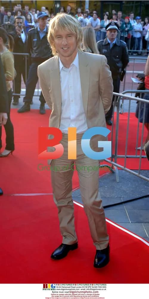 Isla Fisher and Owen Wilson at 'Wedding Crashers' Premiere