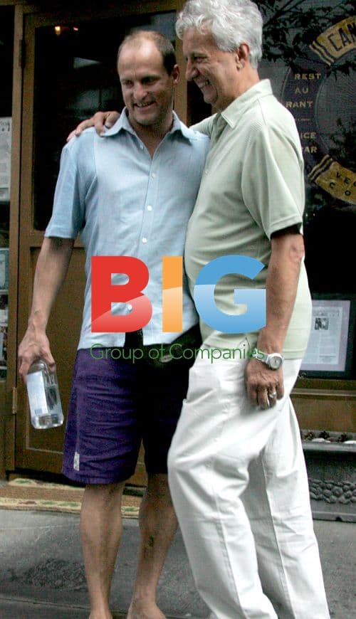 Woody Harrelson and daughter visit friend in NYC