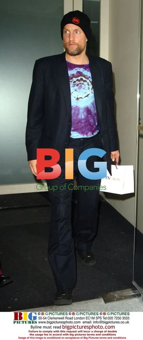 Woody Harrelson Enjoys Night Out at Nobu in London