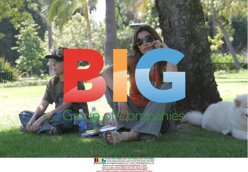 Zeta Graff Relaxes in LA Park with Family