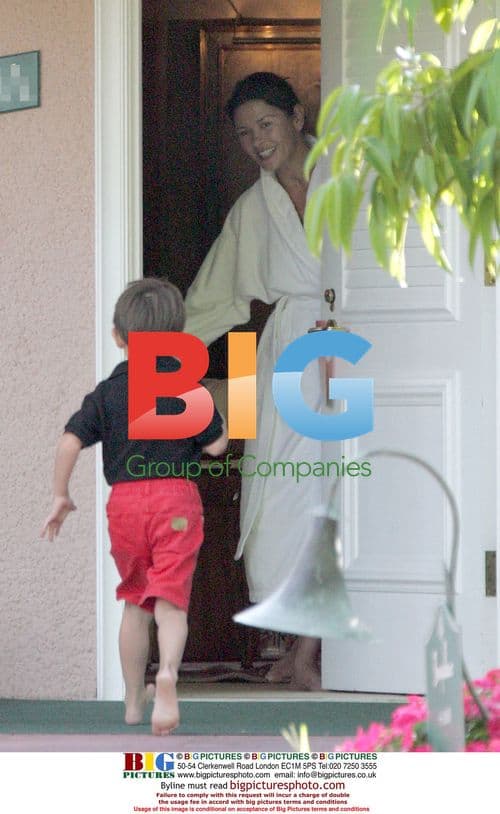 Catherine Zeta Jones and kids at Beverly Hills Hotel