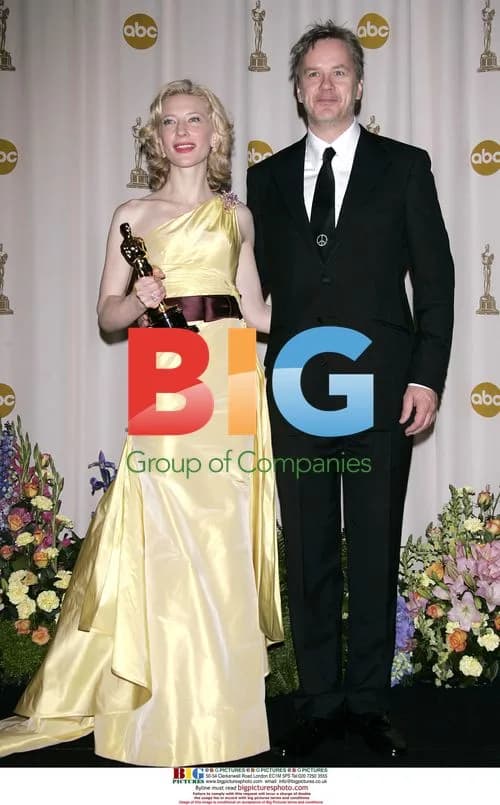 Cate Blanchett and Tim Robbins at 77th Oscars