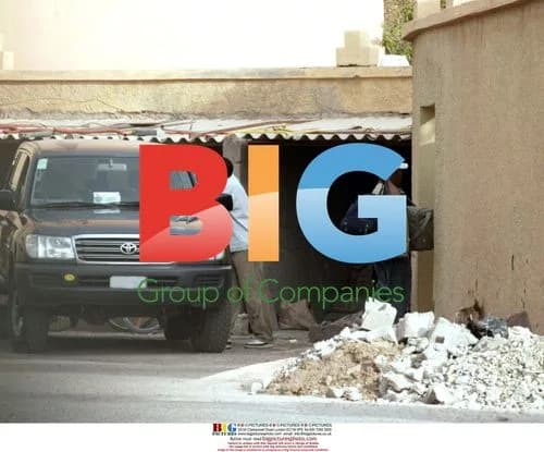 Brad Pitt Shoots "Babel" in Morocco