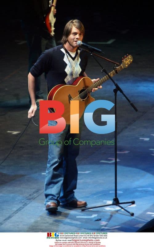 Brian McFadden at Tsunami Relief Cardiff concert