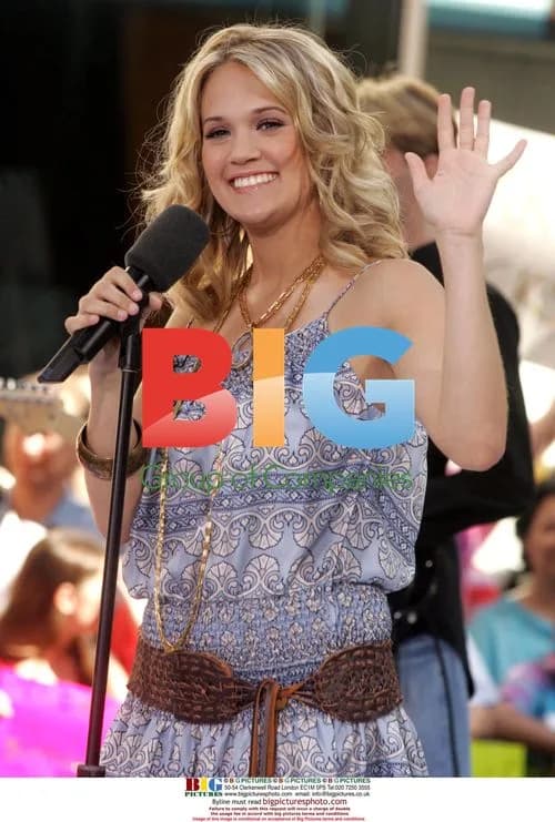 Carrie Underwood Performs on Today Show