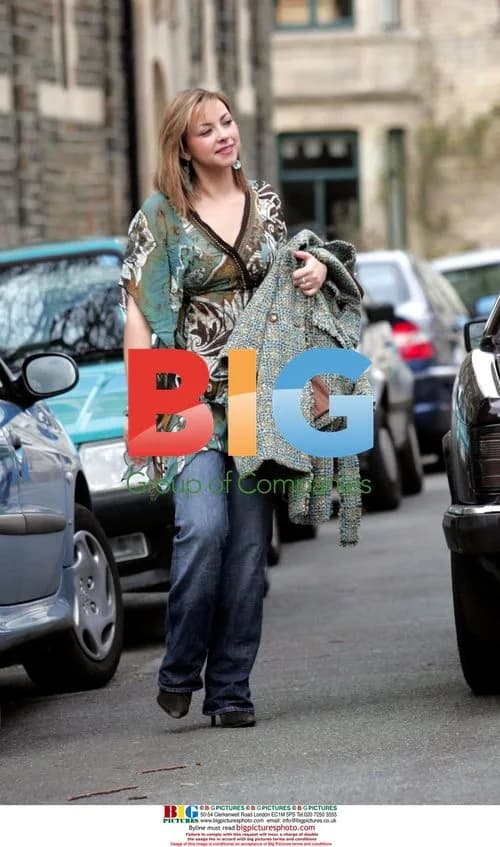 Charlotte Church goes to Newport with family