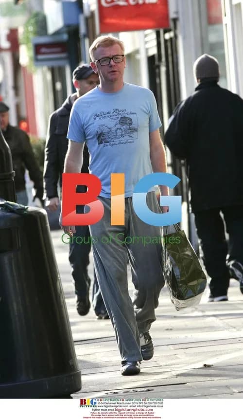 Chris Evans Hits Gym in Belsize Park