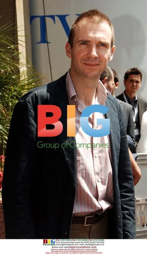 Ralph Fiennes leaving 'Chromophobia' press conference