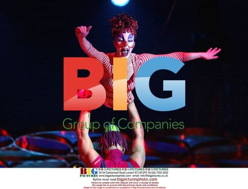 Cirque du Soleil Unveils "Saltimbanco" Show