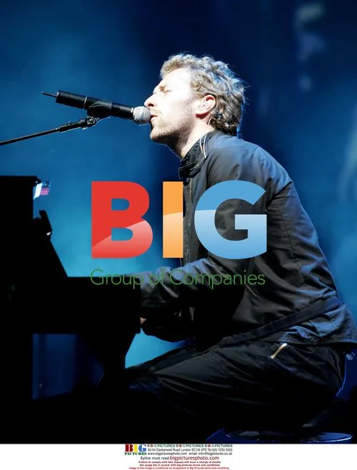 Coldplay at Glastonbury 2005