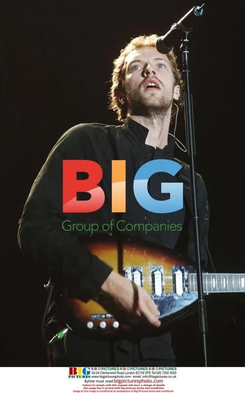 Coldplay Performing at Glastonbury 2005