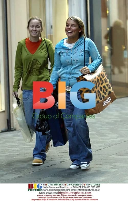 Coleen McLoughlin Shopping for Valentines Card