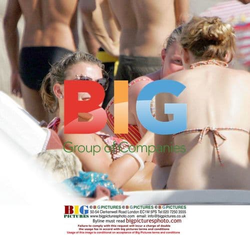 Coleen McLoughlin on Holiday in Canary Islands