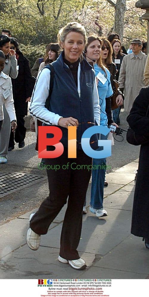 Deborah Norville and mentees in Central Park