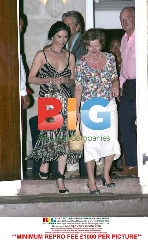 Michael Douglas and Catherine Zeta-Jones Dining in Barbados