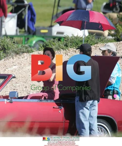 Drew Barrymore Films 'Lucky You' Scene