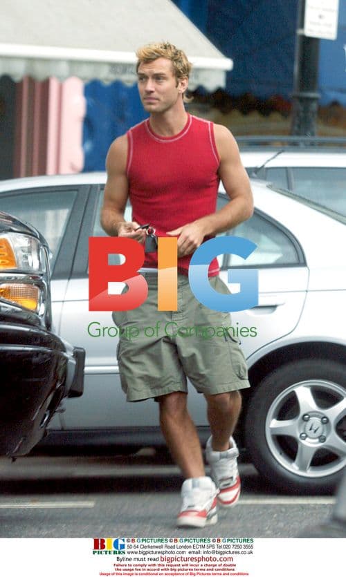 Jude Law Picks Up Kids From Ex Sadie Frost