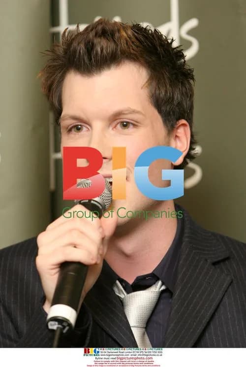 Band 'G4' perform and sign at Harrods