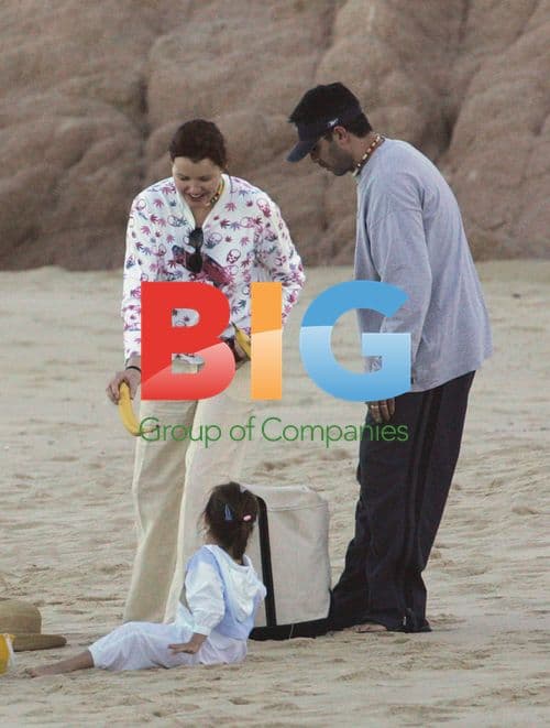 Geena Davis and Family in Cabo