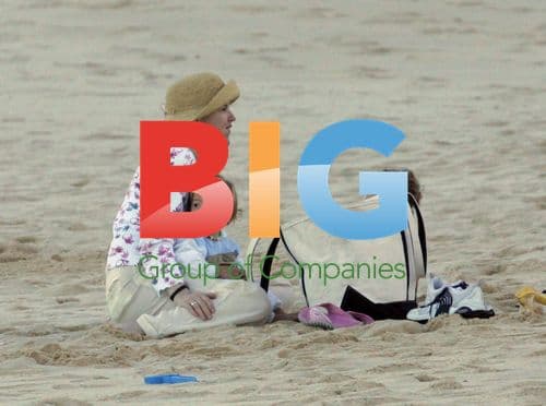 Geena Davis and Family in Cabo