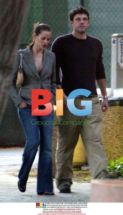 Jennifer Garner and Ben Affleck Enjoy Theater Night