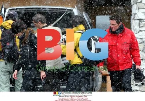 Hugh Grant and Jemina Goldsmith in Val d'Isere