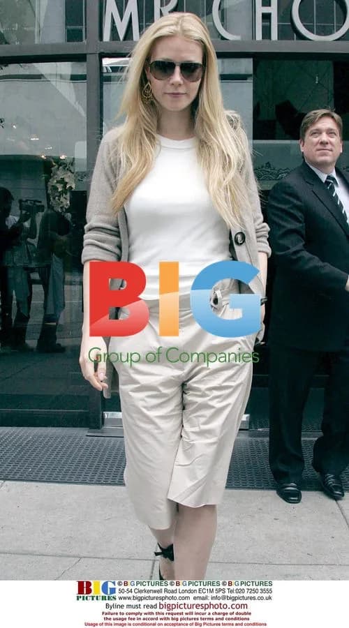 Gwyneth Paltrow Leaving Mr. Chow