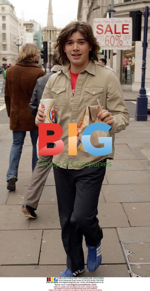 Hanson Grab Lunch After Radio Interview