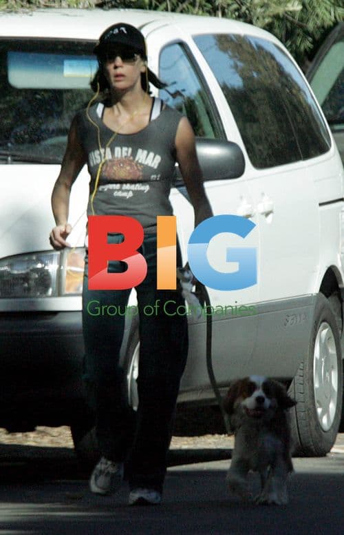 Teri Hatcher Jogs Near Home