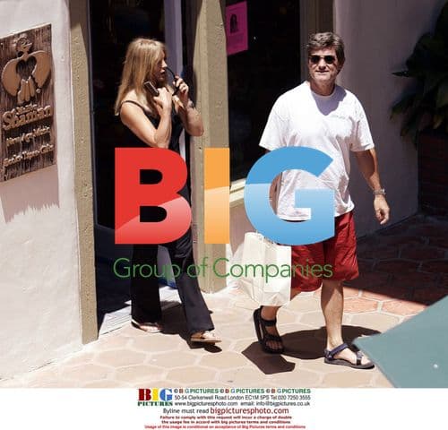 Goldie Hawn and Kurt Russell Shopping in Malibu