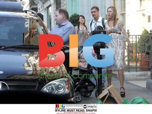 Heather Mills McCartney and daughter Beatrice out shopping in London