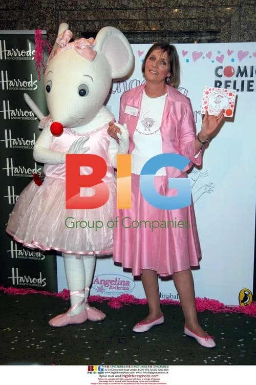 Darcey Bussell and Angelina Ballerina at Harrods