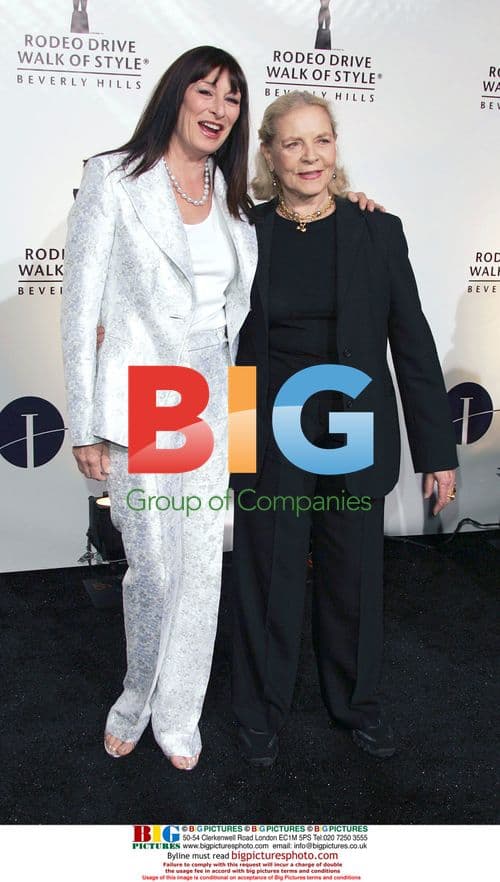 Angelica Houston and Lauren Bacall at 2005 Rodeo Drive Walk Of Style