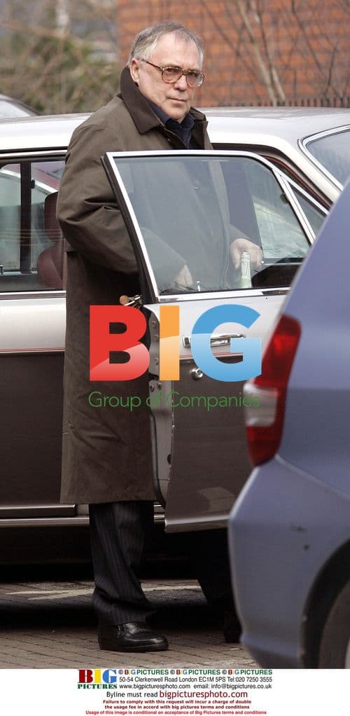 Corrie Old Timer Jack Duckworth Arrives in Rolls