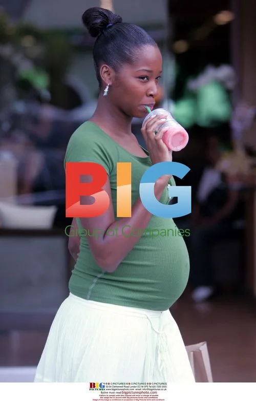 Pregnant Jamelia Shopping for Kids Clothes