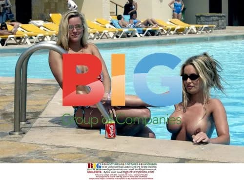 Aussie models Jade Hounsell and Jamie Lewis on holiday in Portugal