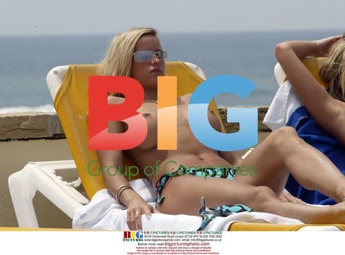 Aussie model Jade Hounsell and actress Jamie Lewis in Portugal