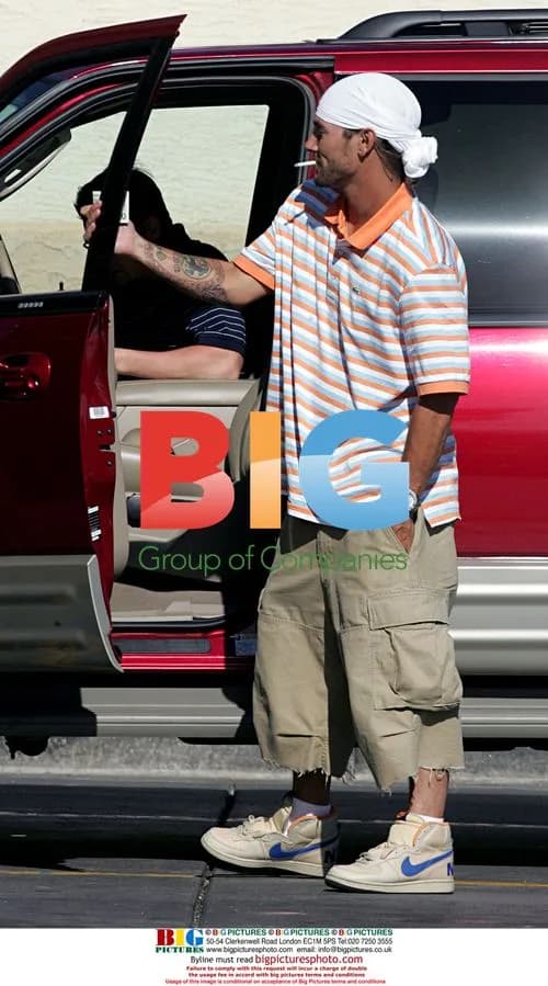Kevin Federline Smokes Around Pregnant Britney Spears